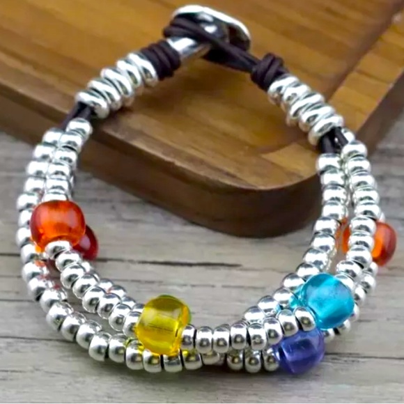 MULTIVITAMIN • Bohemian Bracelet • Silver and Glass Beads - Picture 1 of 15